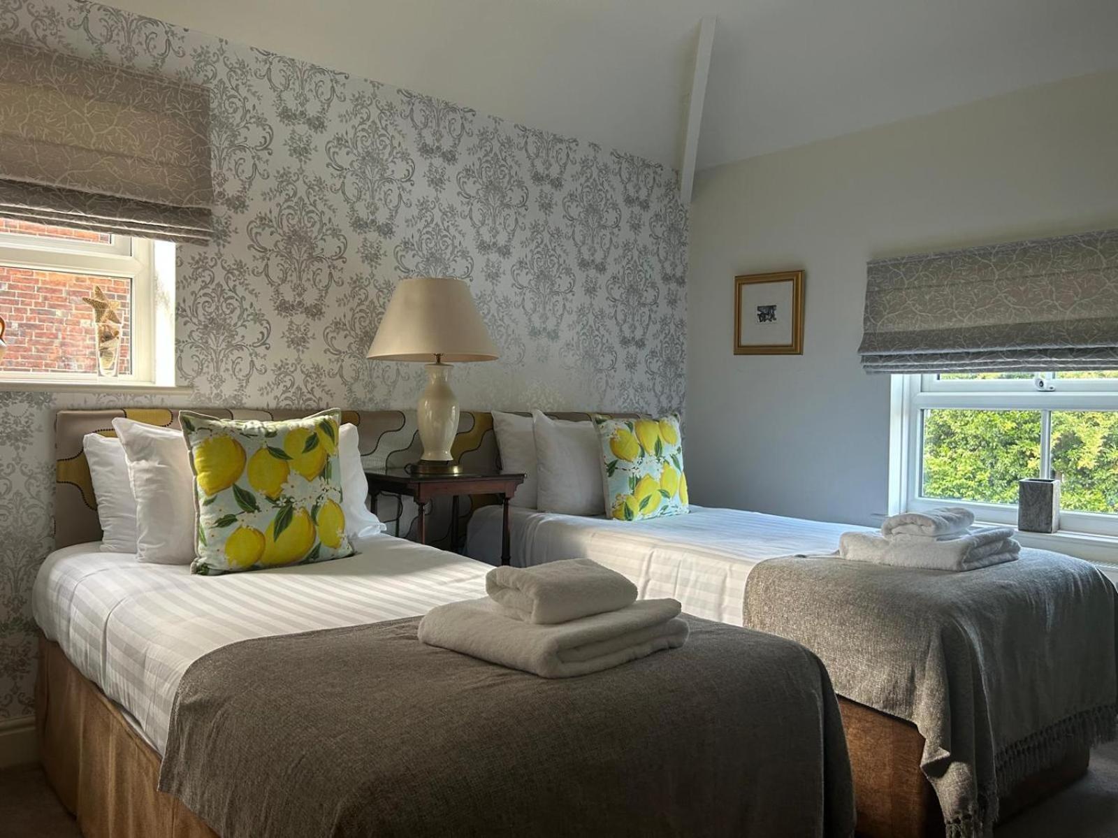 The Lodge King's Lynn Bagian luar foto
