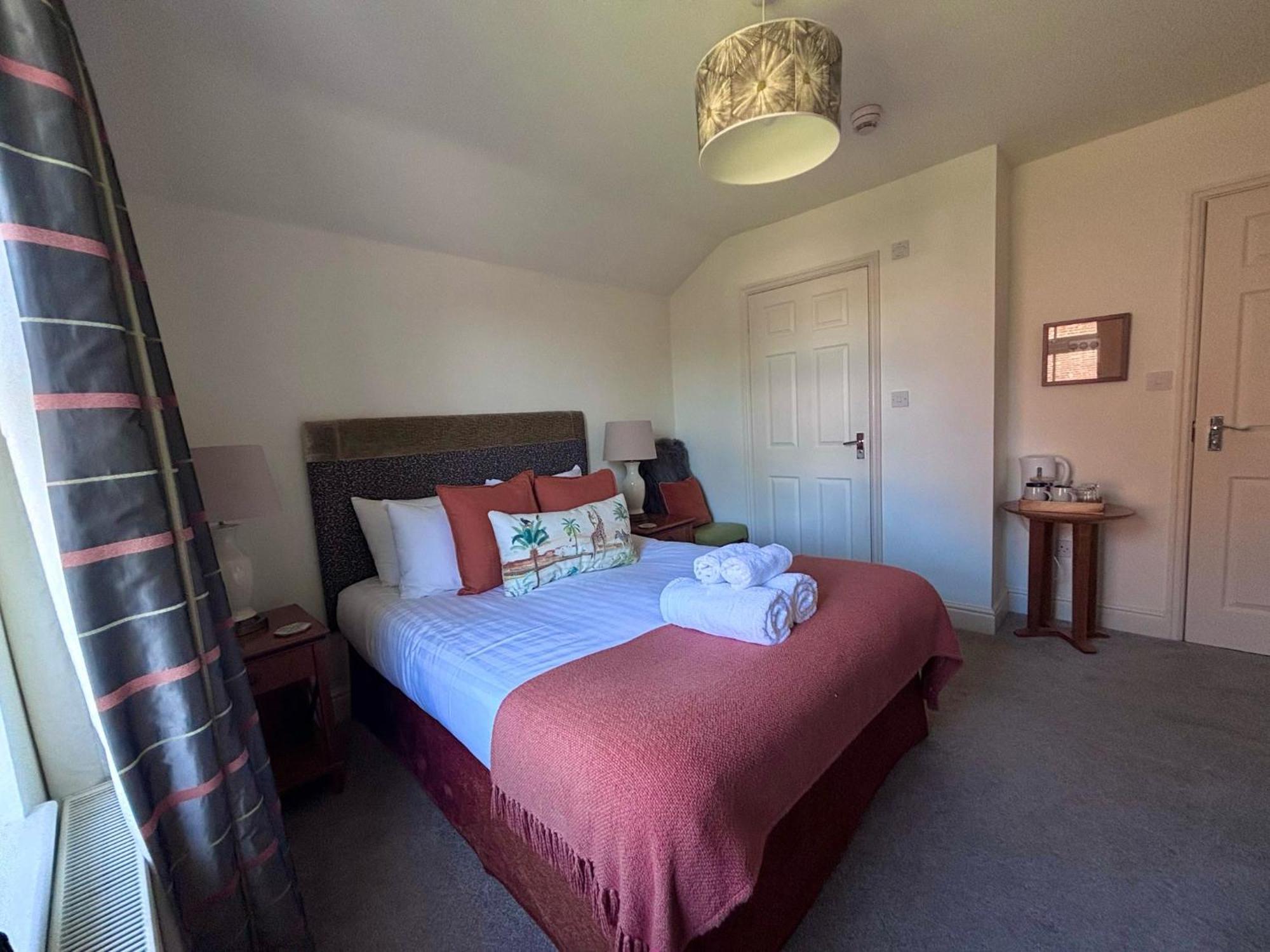 The Lodge King's Lynn Bagian luar foto