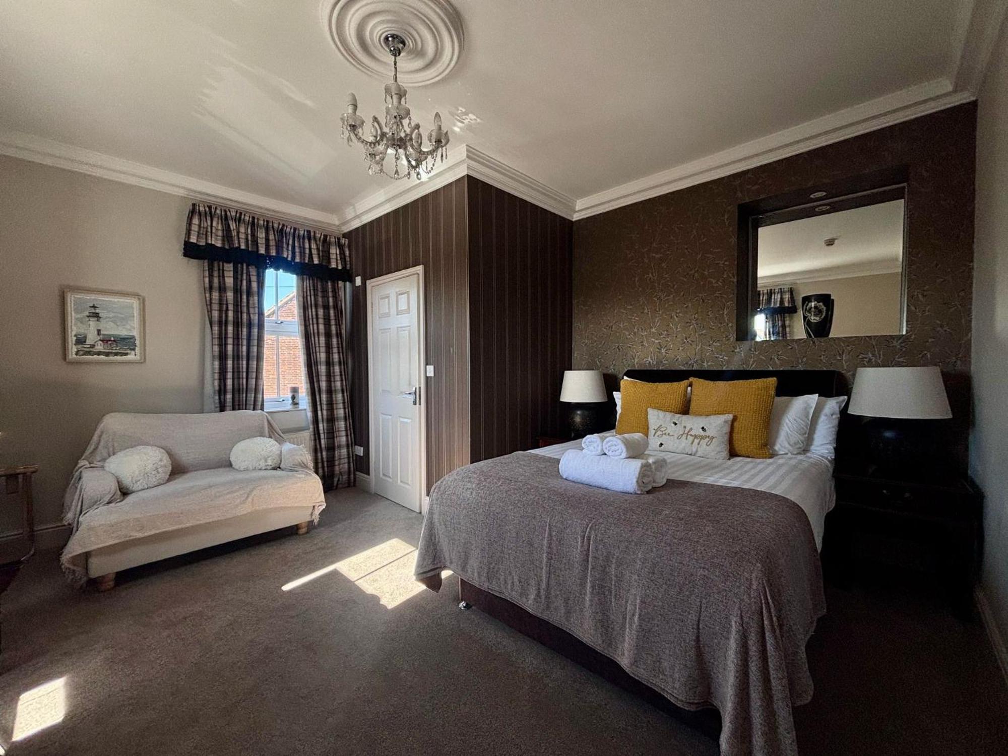 The Lodge King's Lynn Bagian luar foto